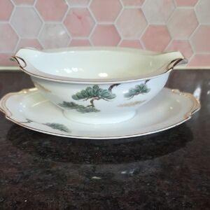 Noritake  Nippon Toki Kaisha MING Bonsai Tree Gravy Boat with Saucer